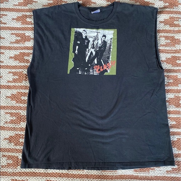 The Clash vtg tee sleeveless - Picture 1 of 4